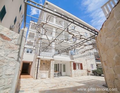 APARTMENTS IVAN, private accommodation in city Petrovac, Montenegro - 5